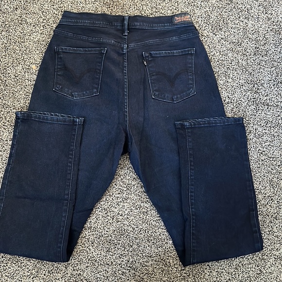 Levi 512 Skinny Leg Perfectly Slimming Jeans - Picture 4 of 10